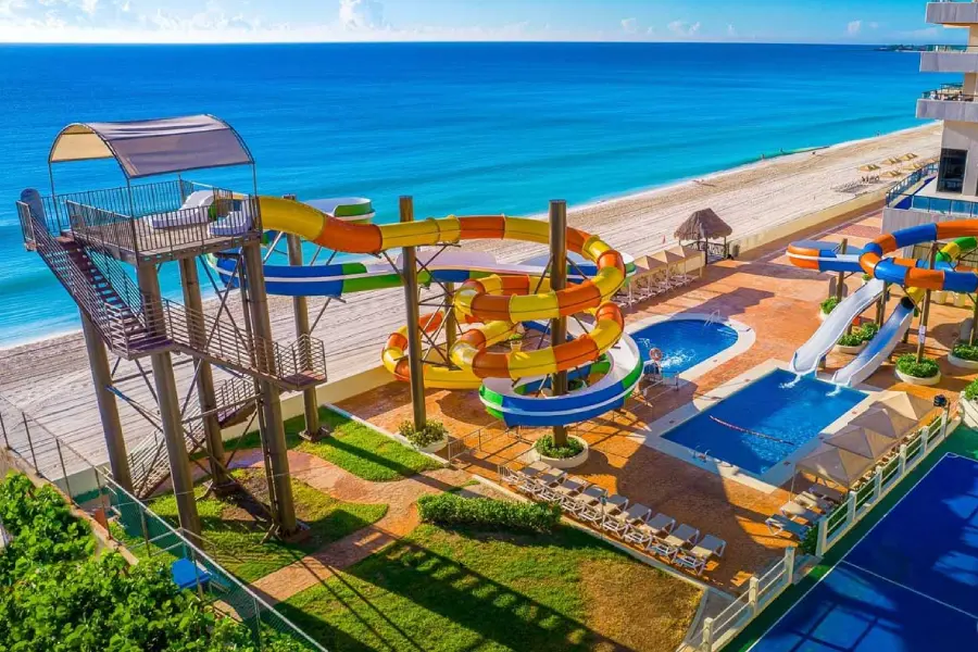 Crown Paradise Club Resort All Inclusive